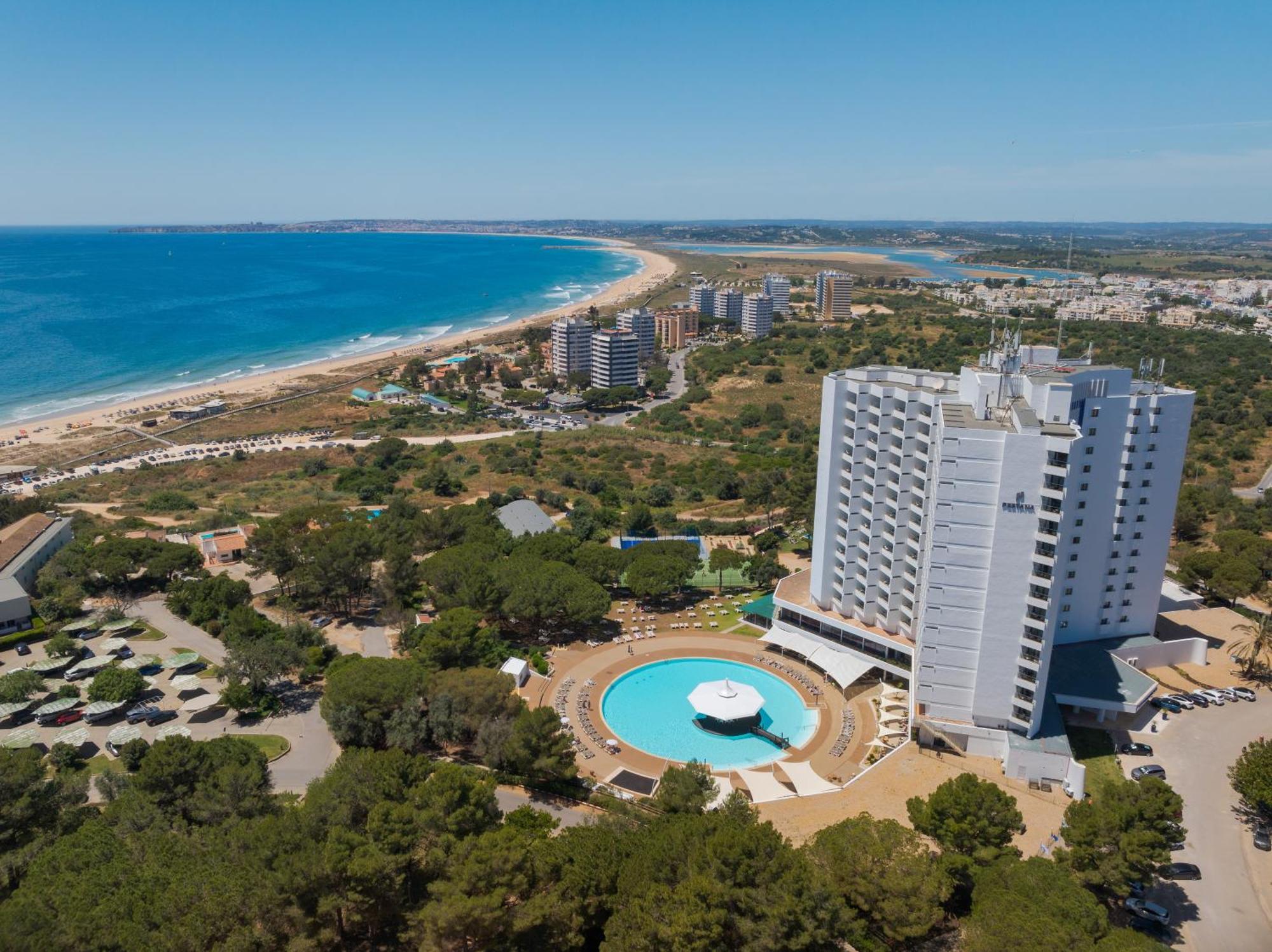 Pestana Blue Alvor Beach Ngoại thất bức ảnh Aerial view of the resort